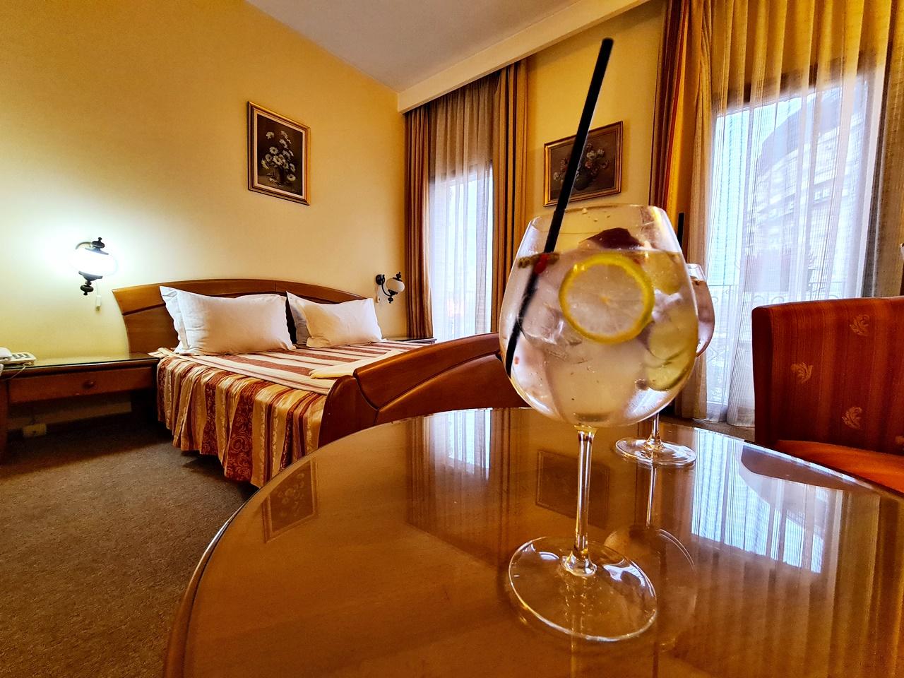 Hotel Horoscop ブカレスト エクステリア 写真