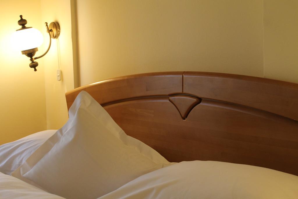Hotel Horoscop ブカレスト エクステリア 写真