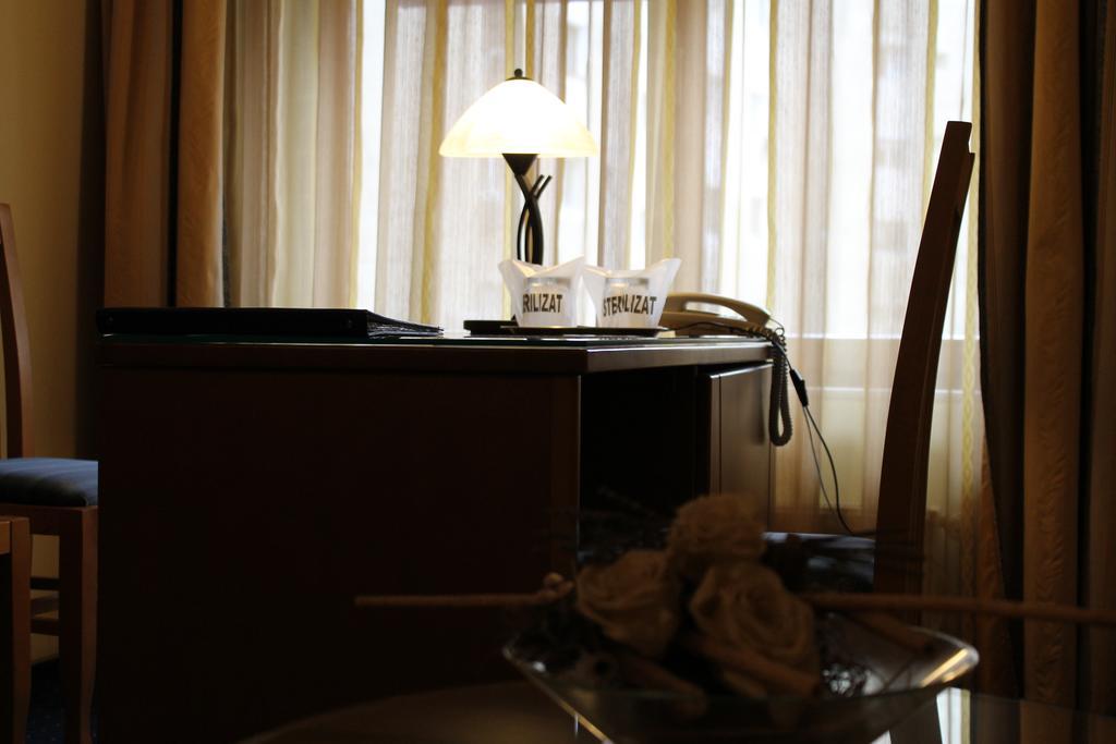 Hotel Horoscop ブカレスト 部屋 写真